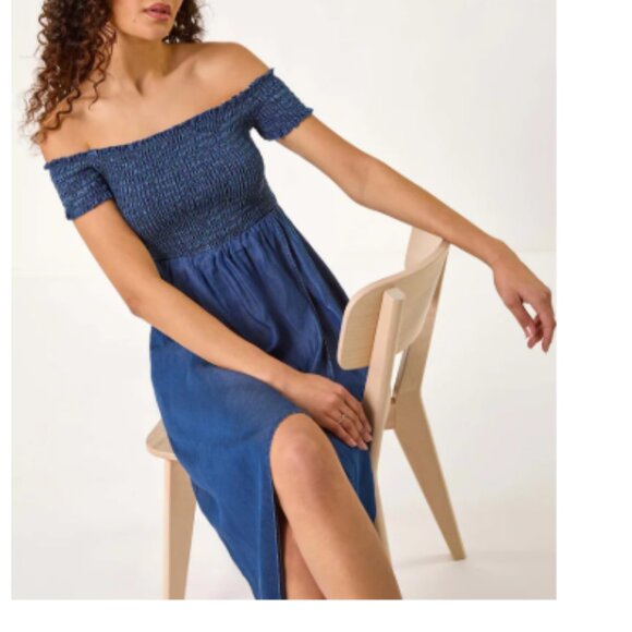 Old Navy Smocked Off-the-Shoulder Chambray Fit & Flare Midi Dress Size S NWT - Picture 1 of 9